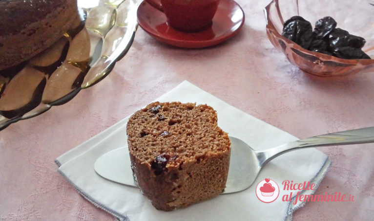 Torta con prugne secche e cioccolato 7