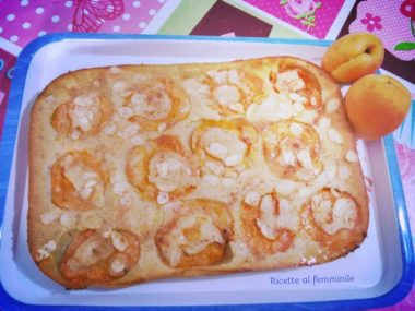 Flognarde alle albicocche con mandorle