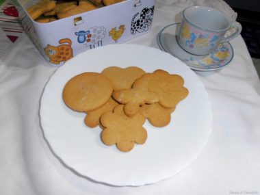Biscotti di farina di ceci – senza glutine e senza lattosio