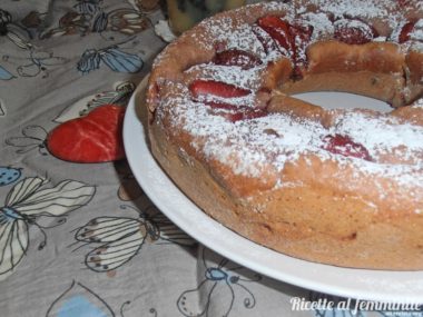 Torta alle fragole light senza lattosio