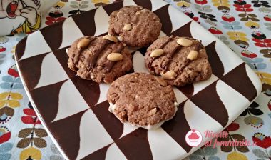 Biscotti con arachidi senza burro