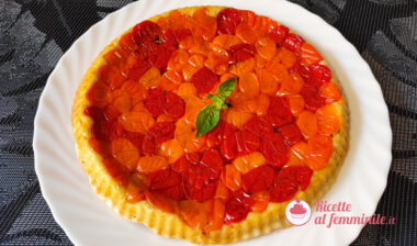 Tarte tatin con pomodorini